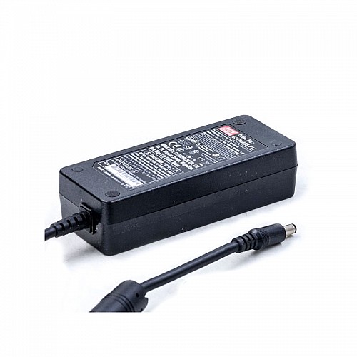 GST60A05-P1J MEANWELL 30W 5VDC 6A 115/230VAC AC-DC Reliable Green Industrial Adaptor - GST60A05-P1J | StepperOnline CA